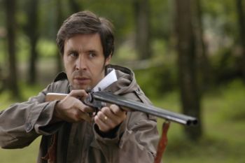 paddy-se-pone-tenso-en-bosque-de-sombras